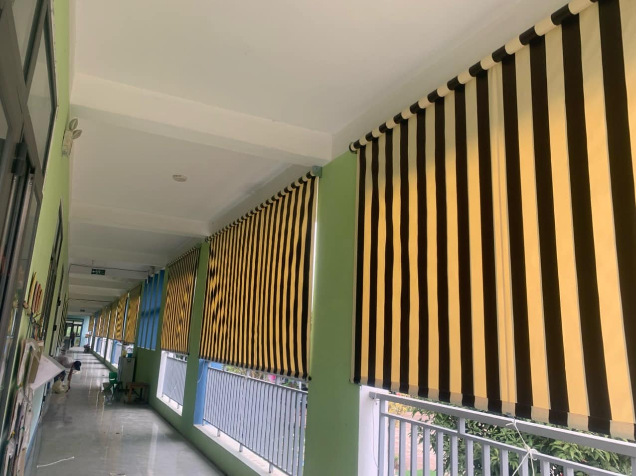 Bạt cuốn ngoài trời